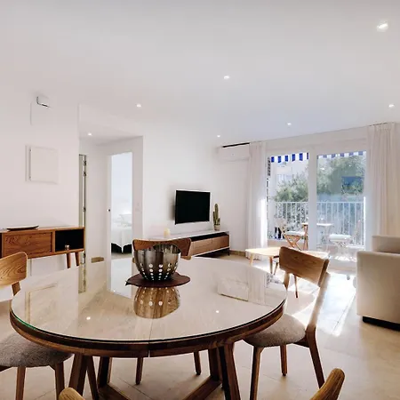 Stunning 1 Bedroom In Centre *