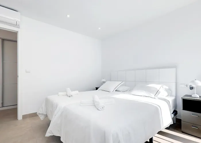 Stunning 1 Bedroom In Centre מארבלה