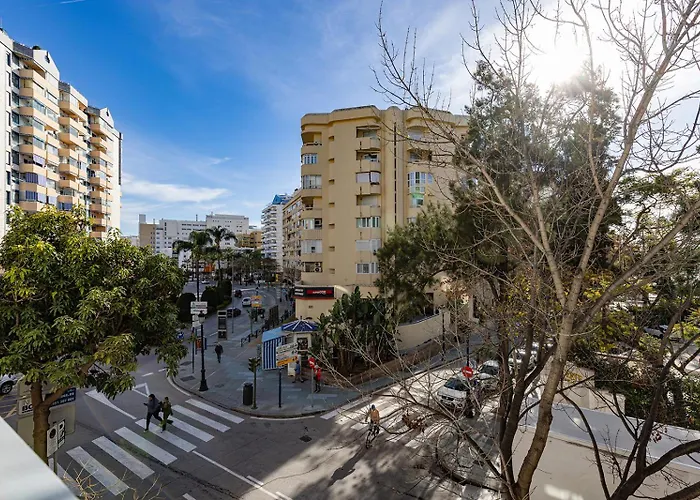 Stunning 1 Bedroom In Centre *